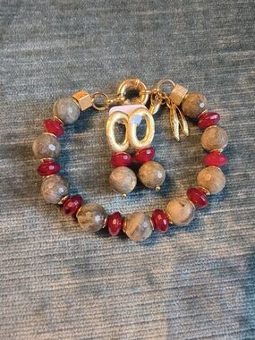 Gold Tone Beaded Bracelet/Earrings Set Red Beige Faceted Glass Beads Jewelry Set